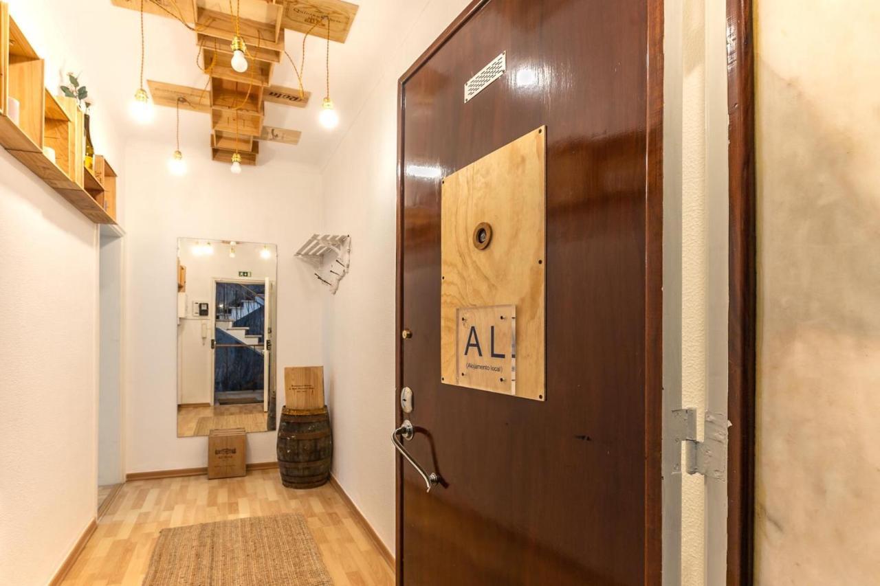 Wine Inn Cascais Guesthouse Ngoại thất bức ảnh